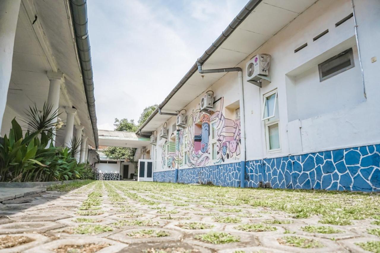 Riche Heritage Hotel Malang Exteriör bild