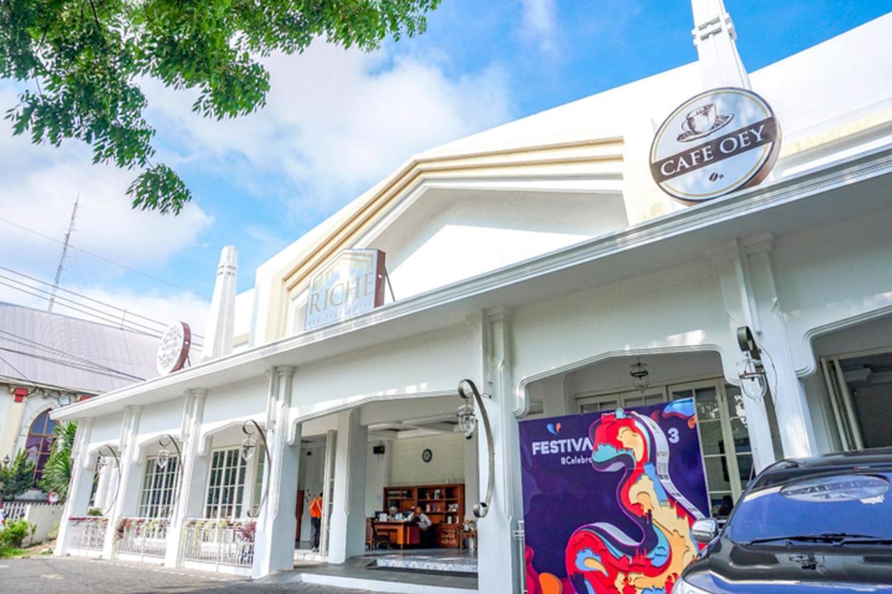 Riche Heritage Hotel Malang Exteriör bild